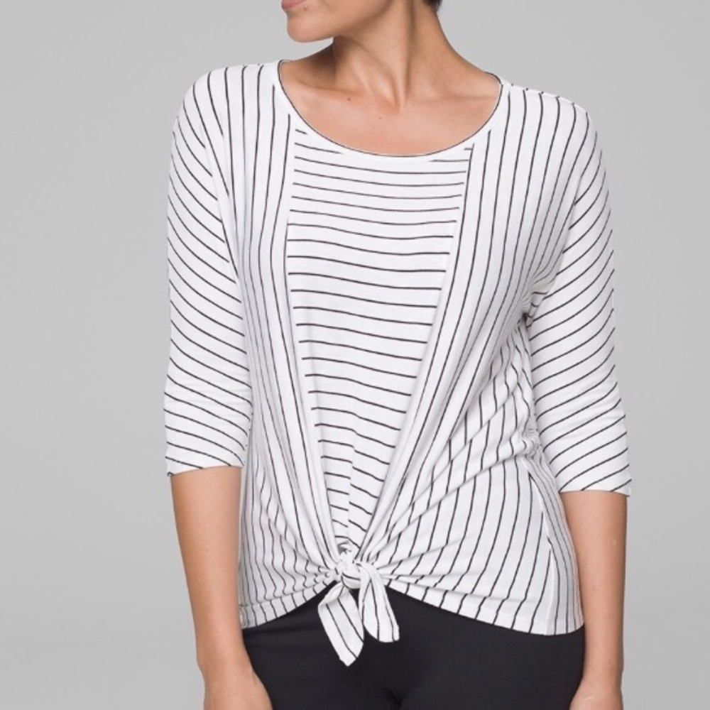 Soma Wm S White Black Stripe Jersey Scoop Neck Knotted Front 3/4 Sleeves Tie Top